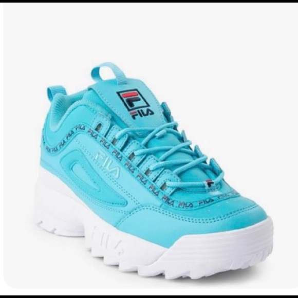 baby blue tennis shoes